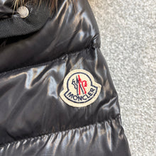 Load image into Gallery viewer, Women’s Moncler Armoise Black Size 2
