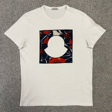 Load image into Gallery viewer, Moncler T-Shirt White Size Large
