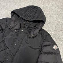 Load image into Gallery viewer, Moncler Moulin Black Size 7
