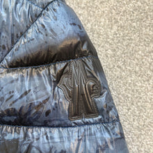 Load image into Gallery viewer, Moncler Grenoble Charlos Blue Size 3
