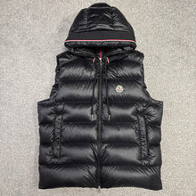 Load image into Gallery viewer, Moncler Luiro Gilet Black Size 5
