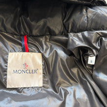 Load image into Gallery viewer, Moncler Maya Black Size 5
