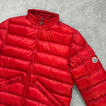Load image into Gallery viewer, Moncler Agay Red Size 5
