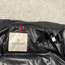 Load image into Gallery viewer, Moncler Bruel Black Size 3
