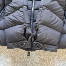 Load image into Gallery viewer, Moncler Arree Black Size 3
