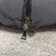 Load image into Gallery viewer, Women’s Moncler Artemis Black Size 1

