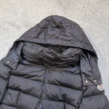 Load image into Gallery viewer, Women’s Moncler Flammette Black Size 5
