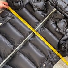 Load image into Gallery viewer, Moncler Arves Black Size 4
