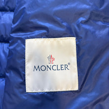 Load image into Gallery viewer, Moncler Rouvier Navy Size 6

