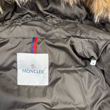 Load image into Gallery viewer, Women’s Moncler Genevrier Khaki Size 4
