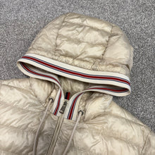 Load image into Gallery viewer, Moncler Eliot Cream Size 3
