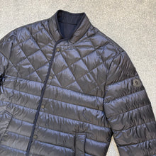 Load image into Gallery viewer, Moncler Bane Reversible Down Jacket Navy Size 3
