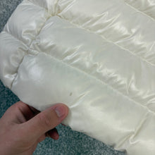 Load image into Gallery viewer, Moncler Bady White Age 14
