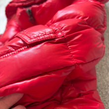 Load image into Gallery viewer, Moncler Maya Red Size 4
