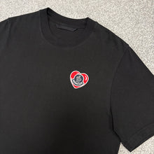 Load image into Gallery viewer, Moncler Heart Logo T-Shirt Black Size Medium
