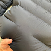 Load image into Gallery viewer, Moncler Cecaud Navy Size 4
