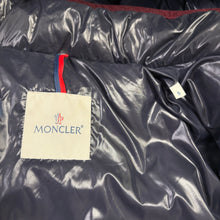 Load image into Gallery viewer, Moncler Harry Navy &amp; Burgundy Size 5
