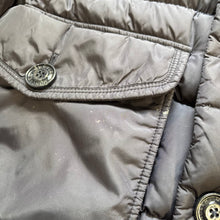 Load image into Gallery viewer, Moncler Cluny Navy Size 2
