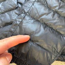Load image into Gallery viewer, Moncler Ceze Navy Size 2
