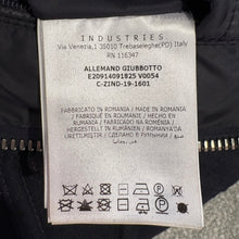 Load image into Gallery viewer, Moncler Allemand Navy Size 7
