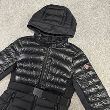 Load image into Gallery viewer, Women’s Moncler Grenoble Bruche Black Size 2
