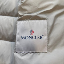 Load image into Gallery viewer, Moncler Gallienne Gilet Grey Size 5

