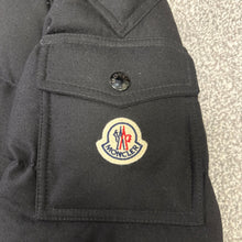 Load image into Gallery viewer, Moncler Montgenevre Black Size 5
