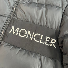 Load image into Gallery viewer, Moncler Aiton Black Size 5
