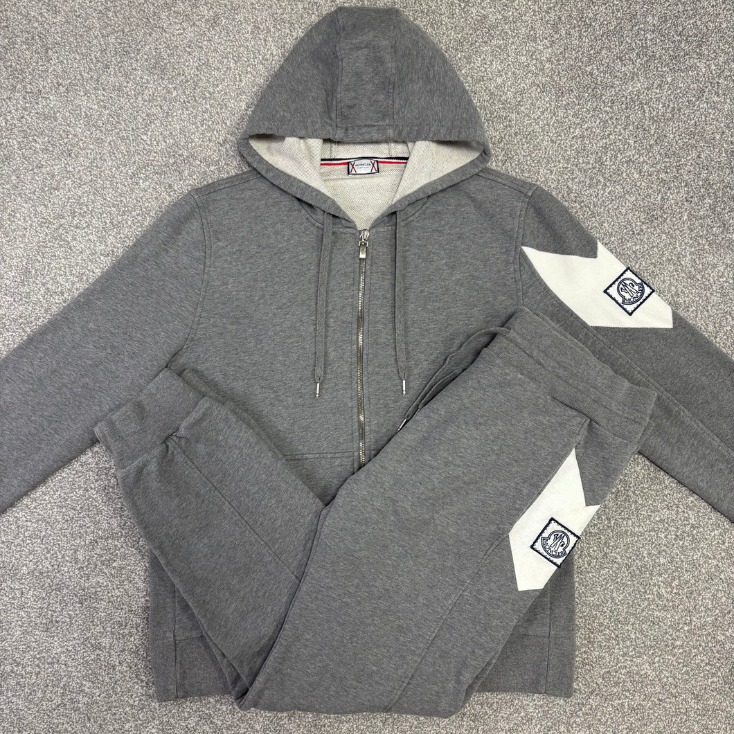 Moncler Gamme Bleu Tracksuit Grey Size Large