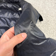 Load image into Gallery viewer, Moncler Gui Gilet Navy Size 1

