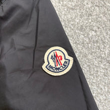 Load image into Gallery viewer, Moncler Reppe Black Size 5
