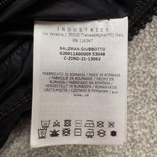 Load image into Gallery viewer, Moncler Salzman Black Size 3
