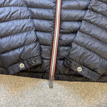 Load image into Gallery viewer, Moncler Daniel Navy Size 2
