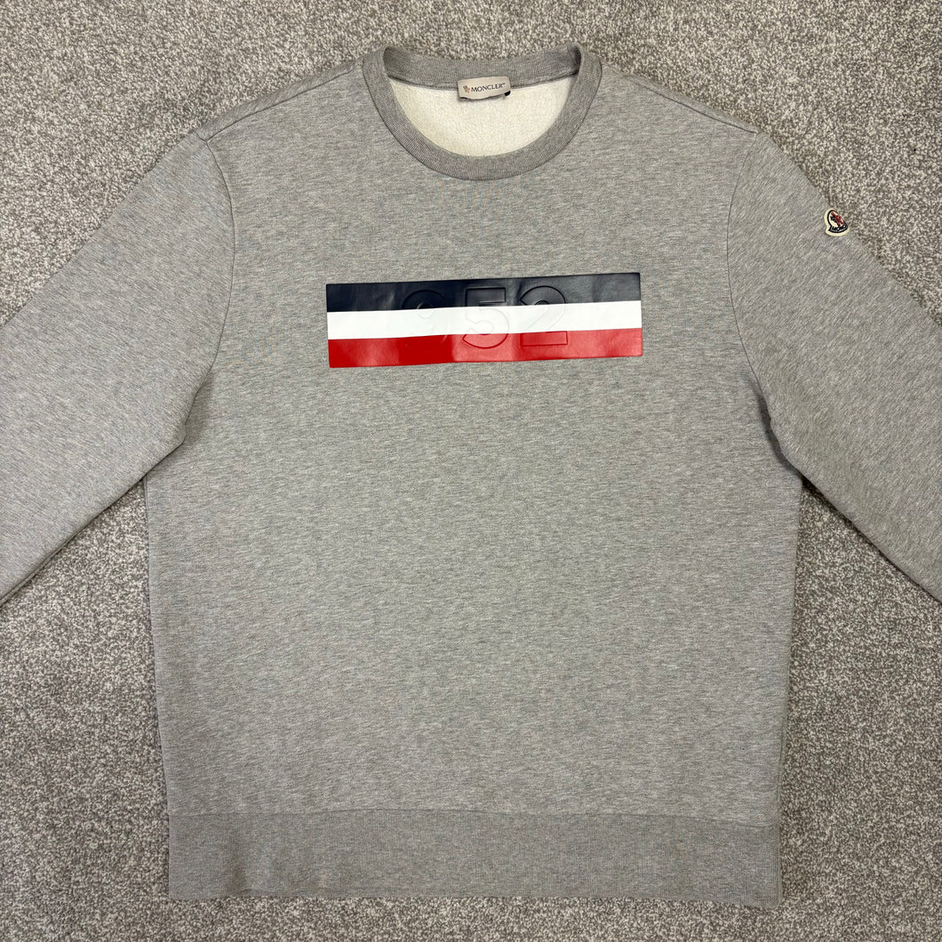 Moncler 952 Sweatshirt Grey Size XL