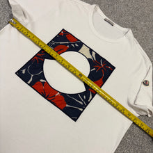 Load image into Gallery viewer, Moncler T-Shirt White Size Large
