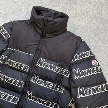 Load image into Gallery viewer, Moncler Faiveley Black Size 3
