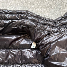 Load image into Gallery viewer, Moncler Daniel Black Size 1
