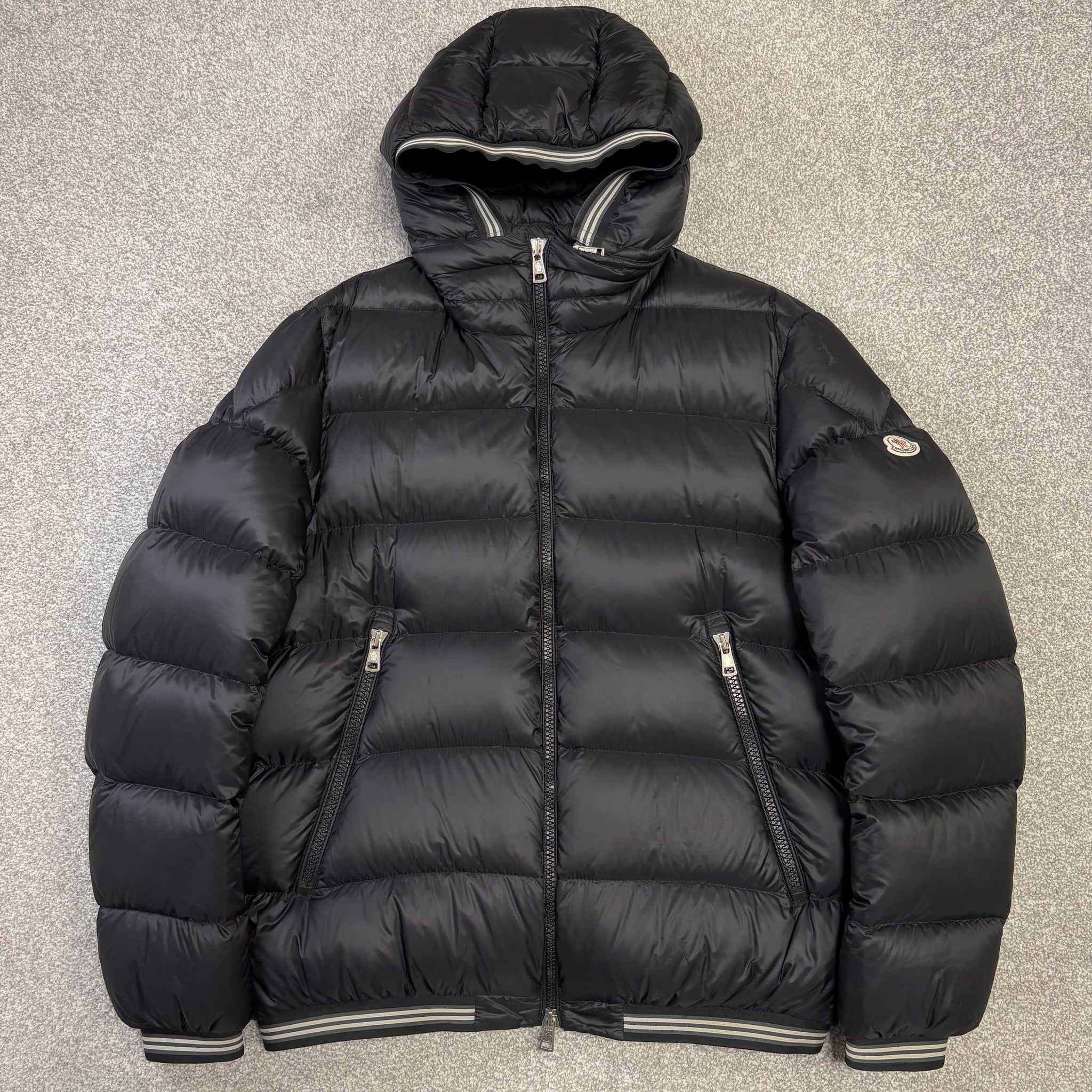 Moncler Jeanbart Black Size 6 – Supply Hut - Authentic Designer Attire