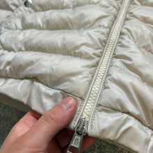 Load image into Gallery viewer, Moncler Padded Zip-Up Cream Size XL
