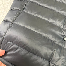 Load image into Gallery viewer, Women’s Moncler Liane Gilet Black Size 4
