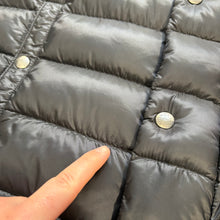 Load image into Gallery viewer, Moncler Ever Gilet Black Size 3
