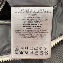 Load image into Gallery viewer, Moncler Miroir Grey Windbreaker Size 2
