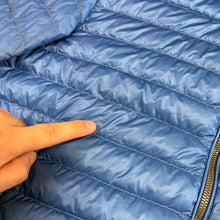 Load image into Gallery viewer, Moncler David Blue Size 2
