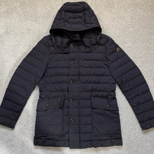 Load image into Gallery viewer, Moncler Delion Navy Size 3
