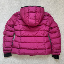 Load image into Gallery viewer, Women’s Moncler Betula Purple Size 4
