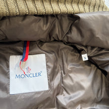 Load image into Gallery viewer, Moncler Beaumont Beige &amp; Navy Size 5

