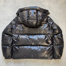 Load image into Gallery viewer, Moncler Montbeliard Black Size 5
