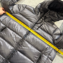 Load image into Gallery viewer, Women’s Moncler Suyen Dark Grey Size 5
