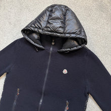 Load image into Gallery viewer, Moncler Tricot Navy Size XL
