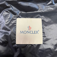 Load image into Gallery viewer, Moncler Gui Gilet Navy Size 4
